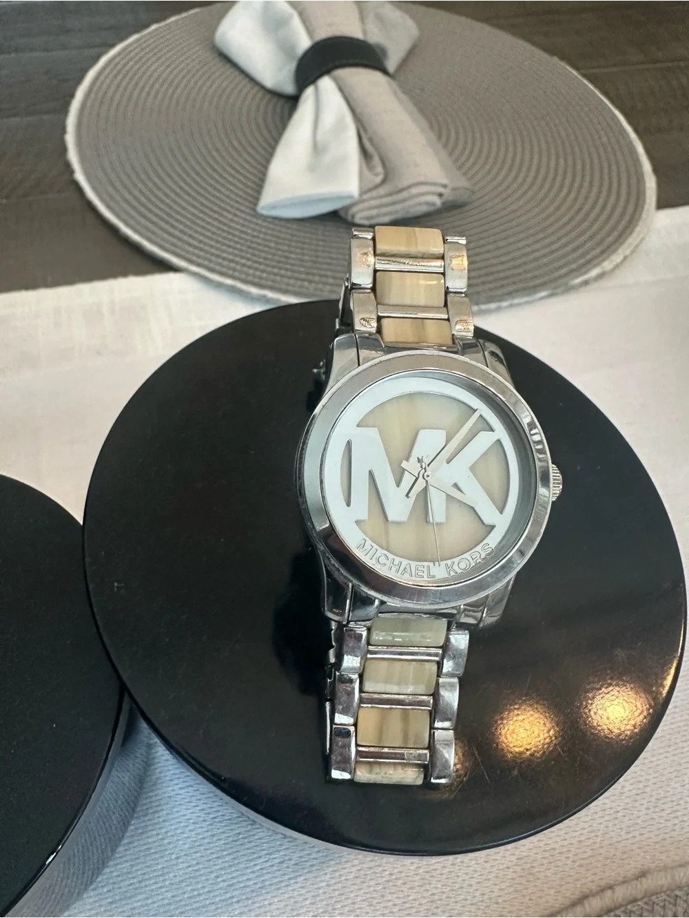 Authentic Michael Kors MK  silver pearl watch! Needs Battery